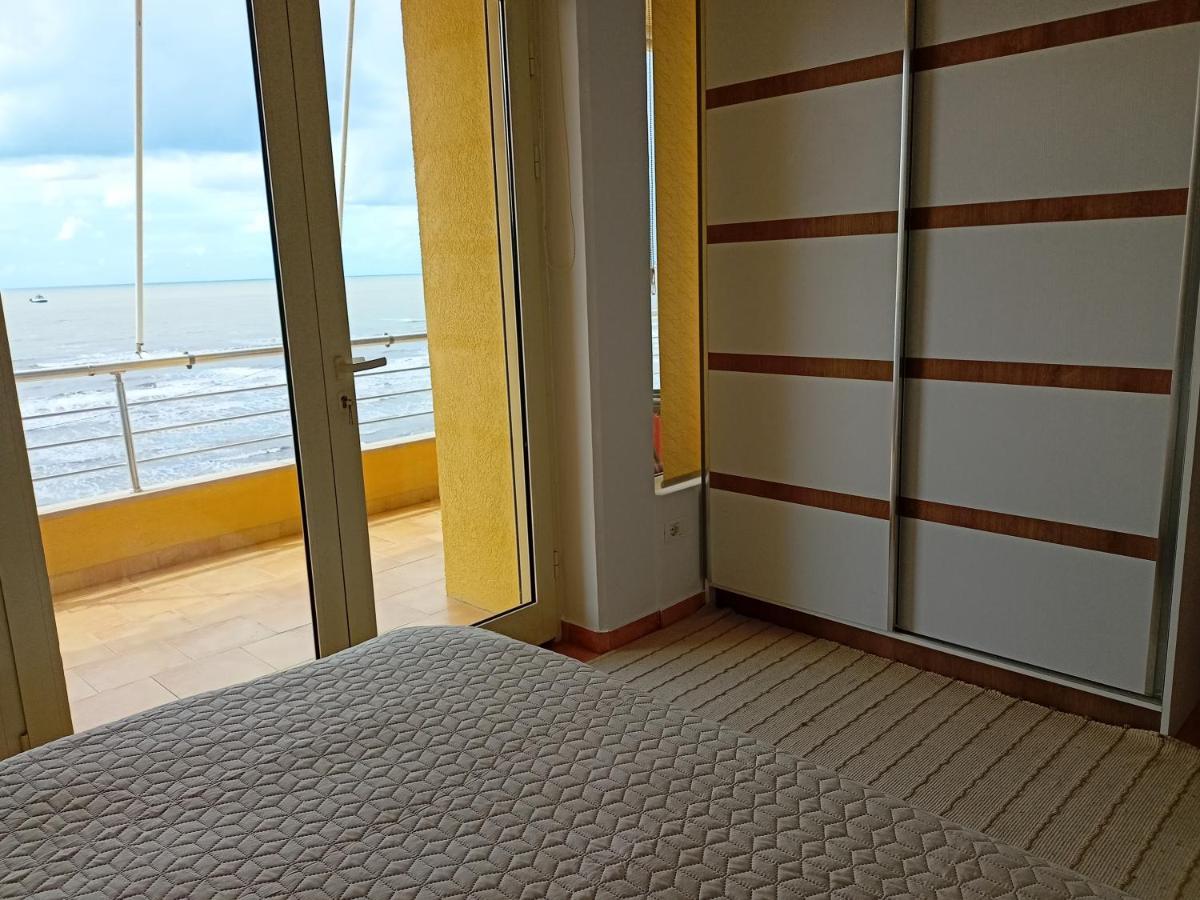 Apartmán Dagmar Durrës Exterior foto